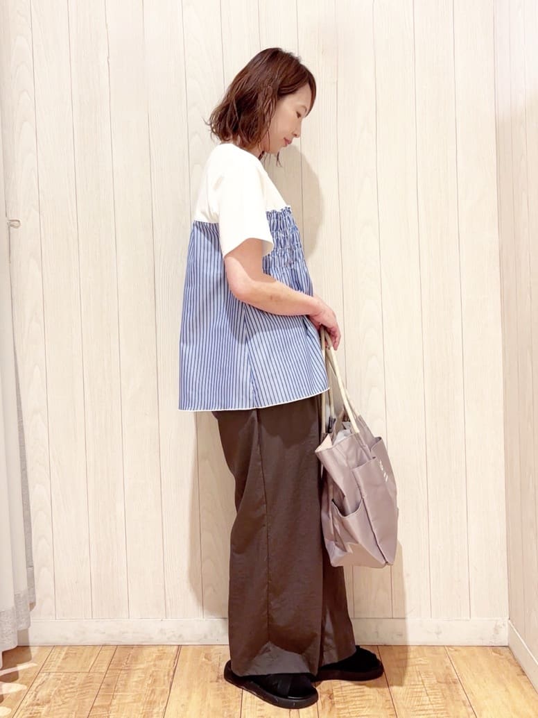 あいこさんの「SHOO･LA･RUE｜【着丈選べる】触れる度ひんやり ゆるきれい イージーワイドパンツ」を使ったコーディネート