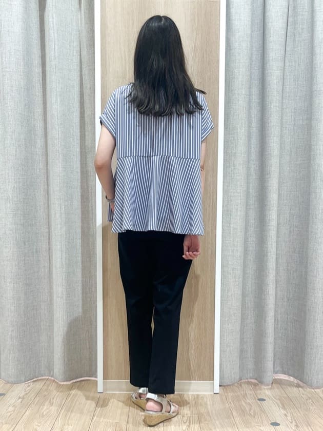 みーちゃんさんの「grove｜【冷感】サマーハイパーストレッチテーパードパンツ」を使ったコーディネート