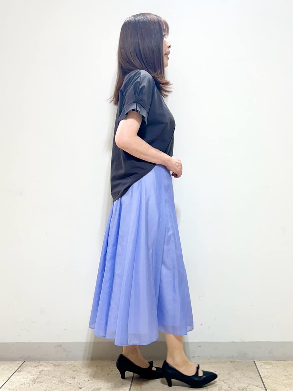 yuさんの「Reflect｜Vネックジャージカットソー」を使ったコーディネート