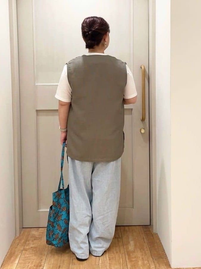 はまちゃんさんの「SHOO･LA･RUE｜【S-LL】夏のレイヤードコーデに さらりと着られるメッシュジレ」を使ったコーディネート