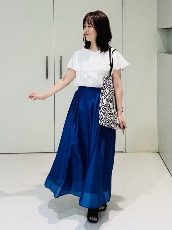 makiさんの「UNTITLED｜【きれいめ/洗える/フリル】ラッフルシアーブラウス」を使ったコーディネート