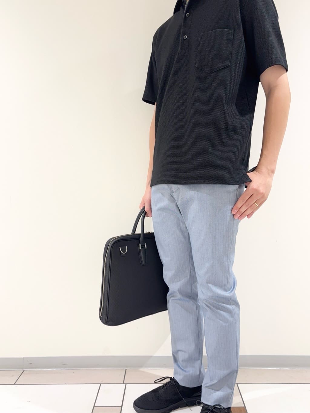 及川さんの「TAKEO KIKUCHI｜【抗菌防臭／9色5サイズ展開】ハニカムメランジ ポロシャツ」を使ったコーディネート