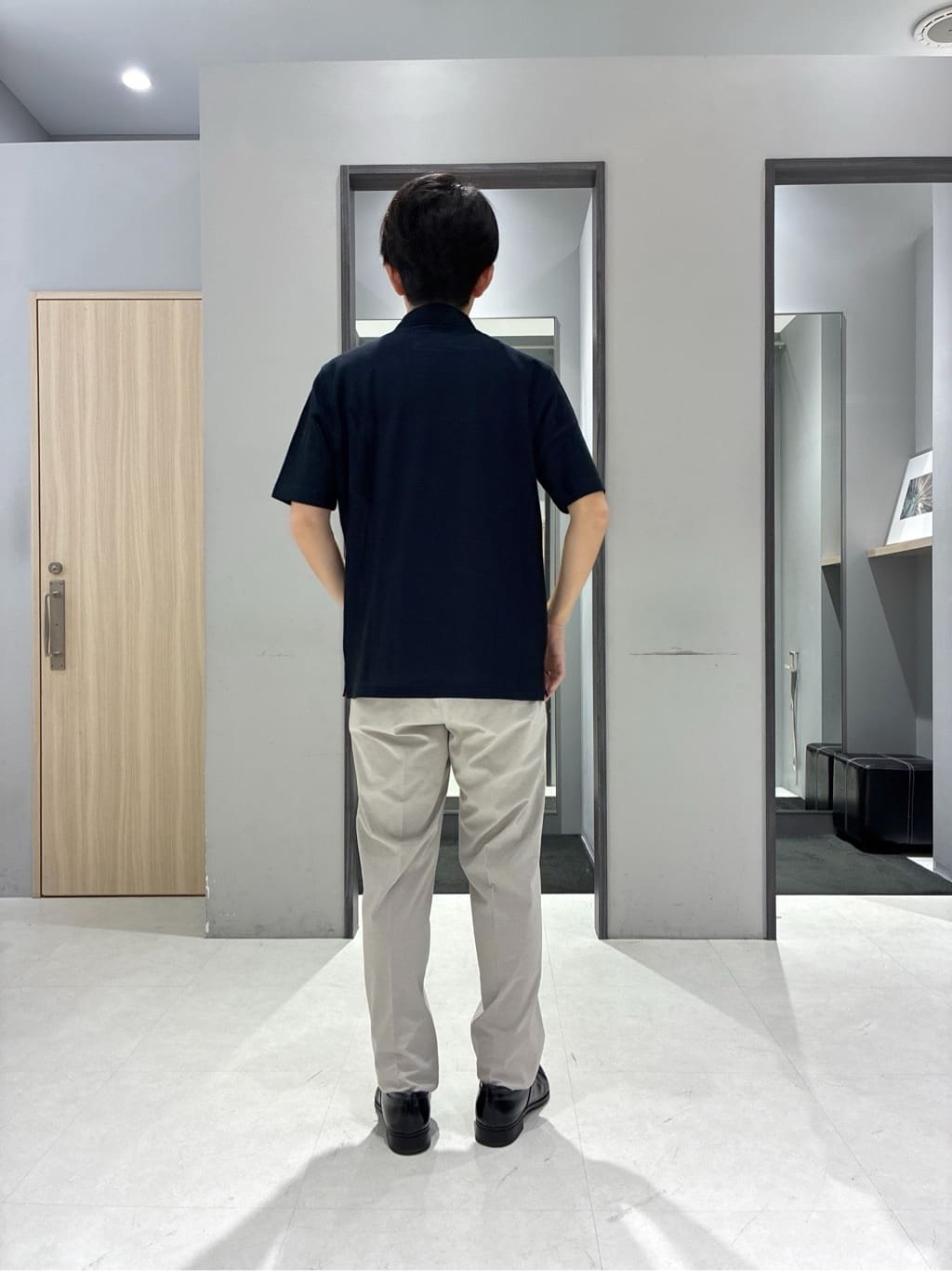 わいずみさんの「TAKEO KIKUCHI｜【抗菌防臭】COOL DOTS（R）ドビープリント ジャケット」を使ったコーディネート