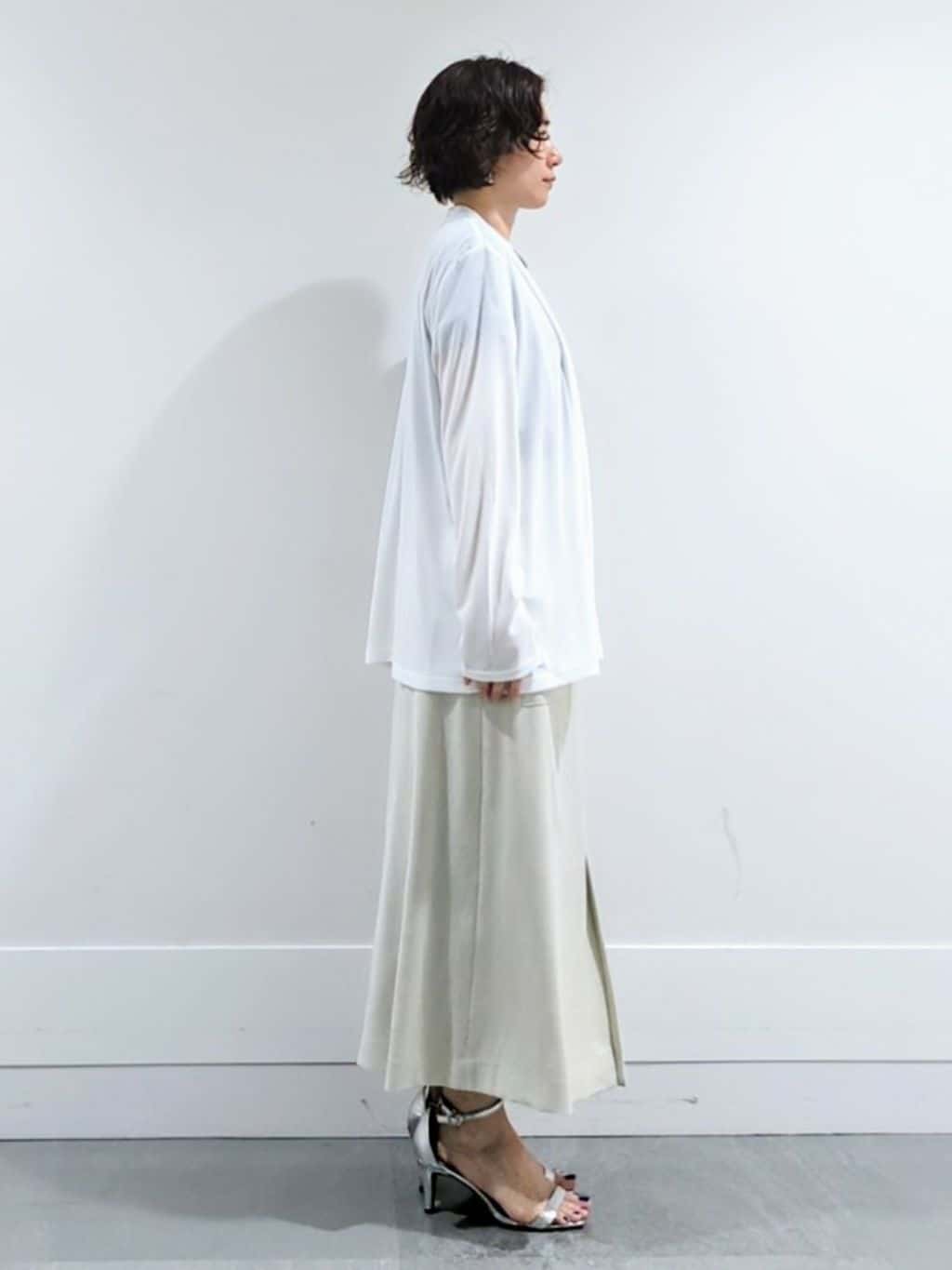 ミズタさんの「UNTITLED｜◆【接触冷感/UV機能/遮熱】ジャージカーディガン」を使ったコーディネート