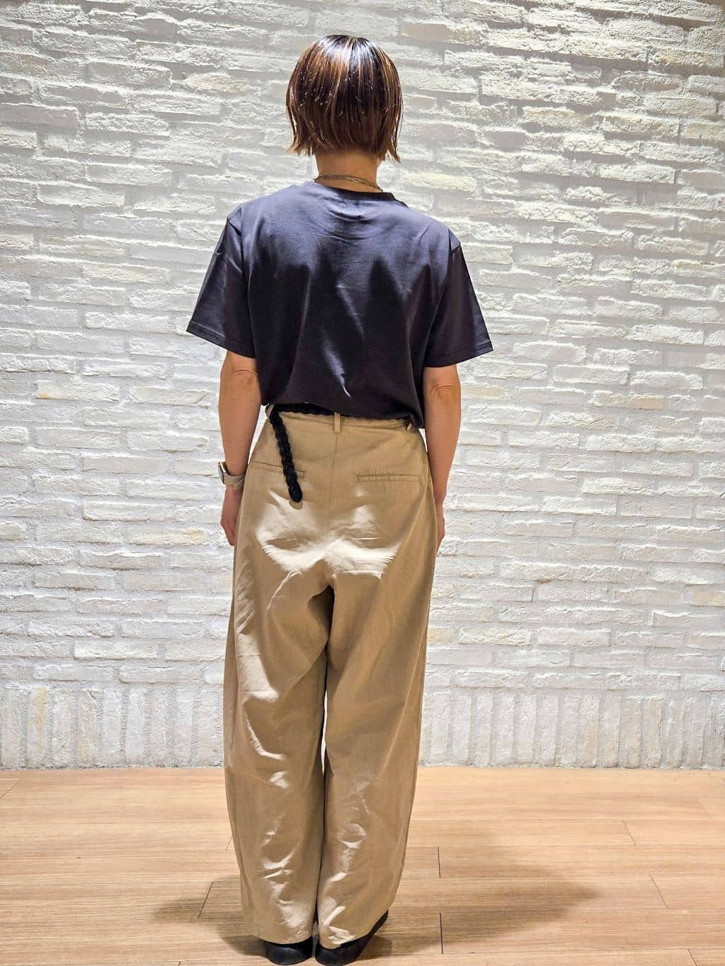 yoshimiさんの「OPAQUE.CLIP｜ロゴプリントTシャツ【洗濯機洗い可】」を使ったコーディネート