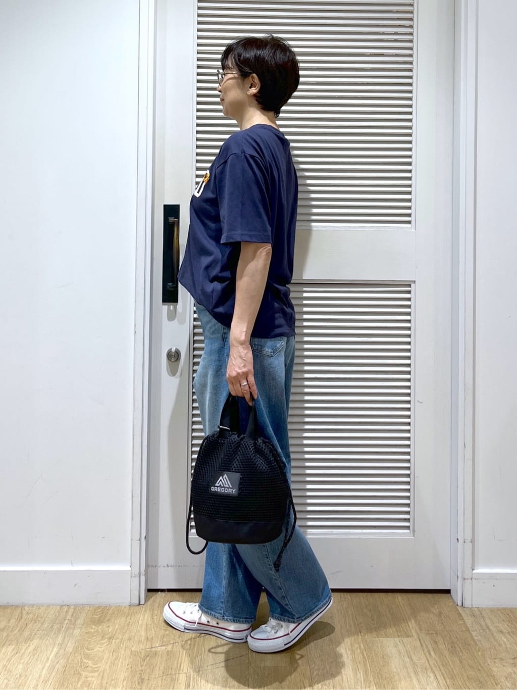 Miyazakiさんの「Dessin｜ロゴ刺繍Tシャツ」を使ったコーディネート
