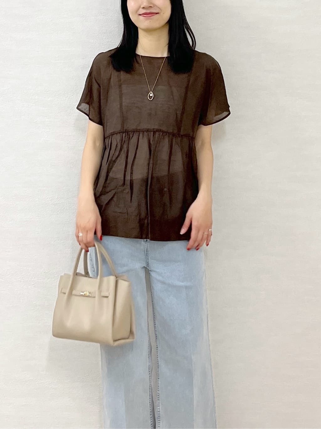 sachikoさんの「OPAQUE.CLIP｜【軽量／2WAY／通勤対応】フロントベルトデザインミドルトートバッグ」を使ったコーディネート