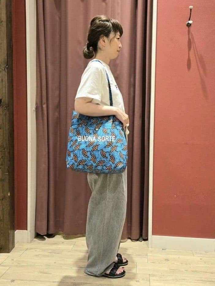 hanaさんの「SHOO･LA･RUE｜【PEANUTS】ひんやりTシャツ」を使ったコーディネート