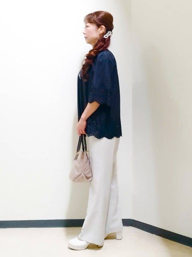 花さんの「Reflect｜【マシンウォッシュ可】リネンライクフレアパンツ」を使ったコーディネート