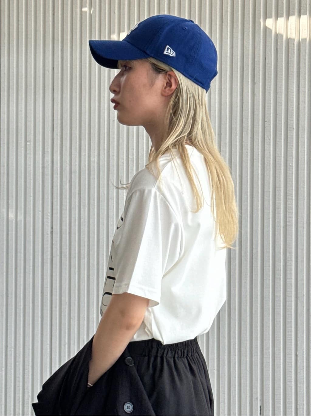 omaさんの「THE SHOP TK｜フォトアソートTシャツ【接触冷感/UV/毛玉になりにくい/洗濯機OK】」を使ったコーディネート