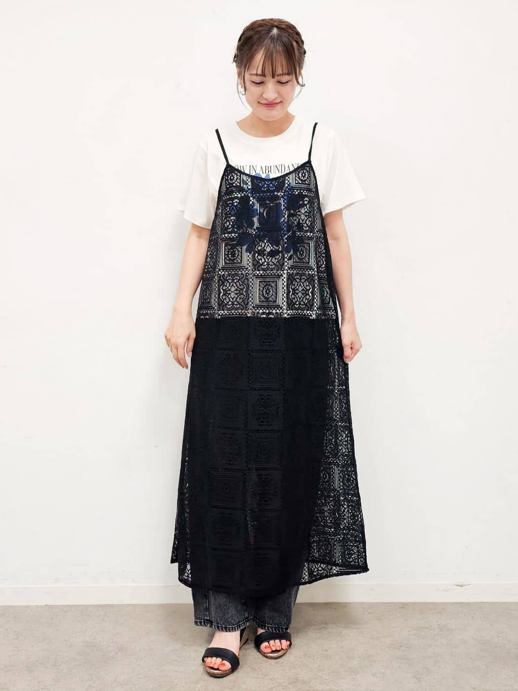 ゆゆさんの「SHOO･LA･RUE｜【UV/さらさらタッチ】女性らしさ漂う 5分袖ボレロカーディガン」を使ったコーディネート