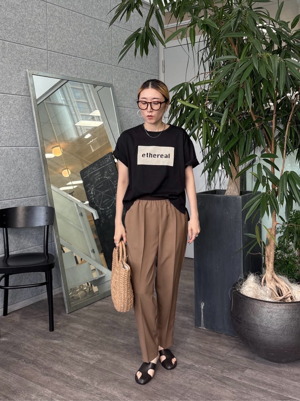 kotakiさんの「INDIVI｜【接触冷感／セットアップ対応】イージーテーパードパンツ【通勤・セレモニー】」を使ったコーディネート