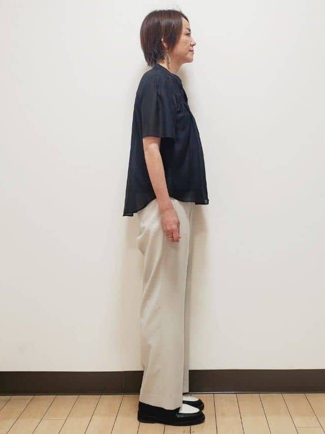 yuuさんの「Reflect｜【選べる5色◎／マシンウォッシュ可】シャーリングデザインブラウス」を使ったコーディネート