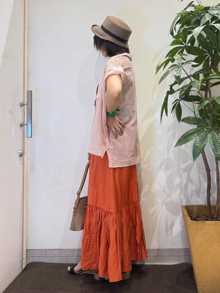 misakiさんの「SHOO･LA･RUE｜【S-LL】さらシャリコットン 上品なシアー感のデザインシャツ」を使ったコーディネート