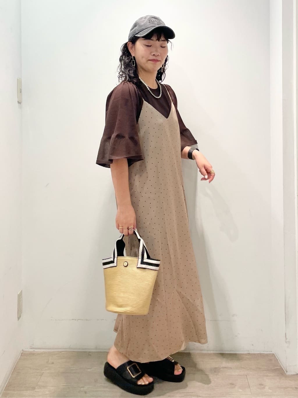 sumicaさんの「OPAQUE.CLIP｜《5色展開》シアーフレアスリーブニット【洗濯機洗い可】」を使ったコーディネート