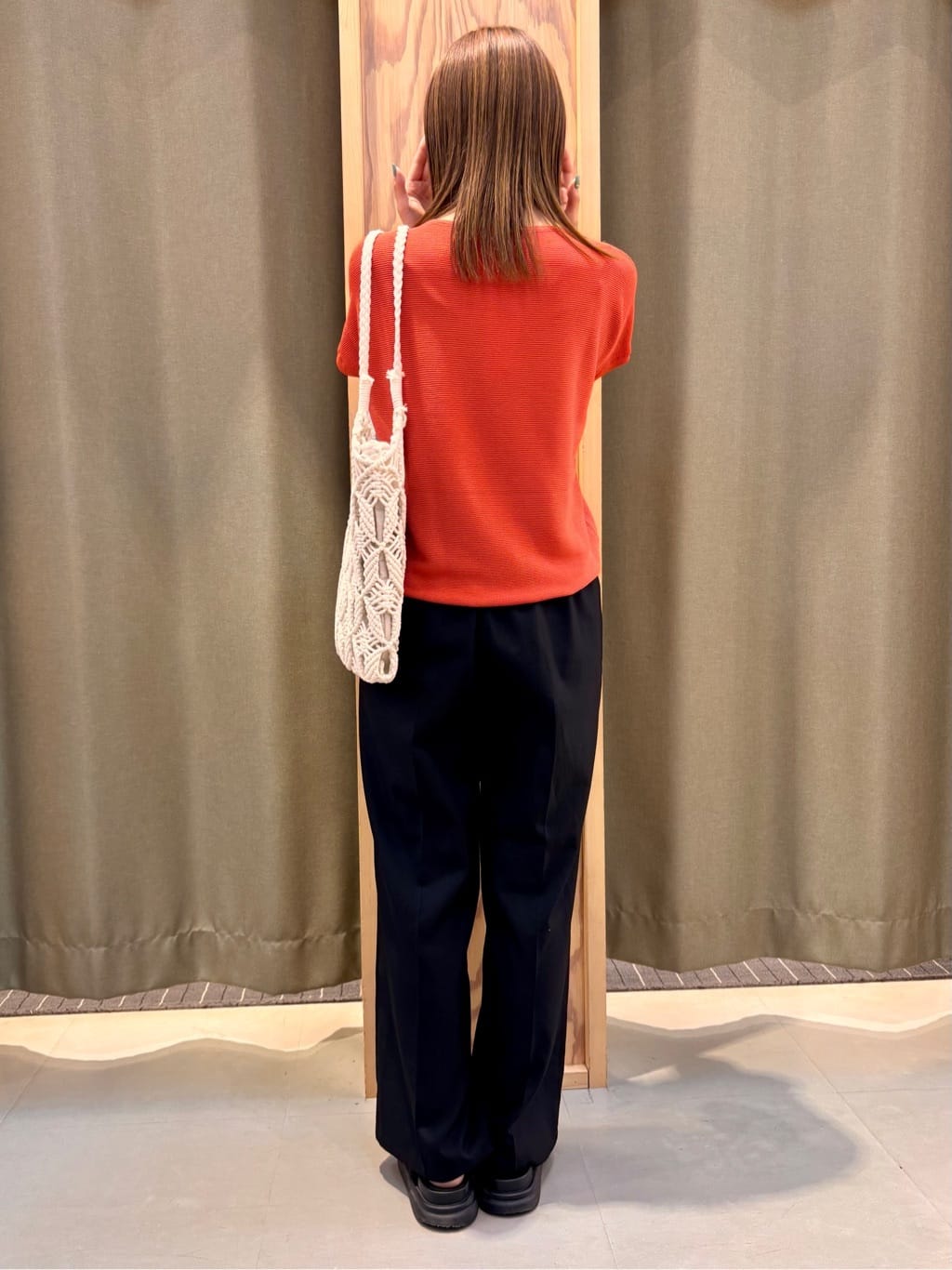 HaNeさんの「THE SHOP TK｜【6色展開】さらさらフレンチニット【毛玉になりにくい/洗濯機OK】」を使ったコーディネート