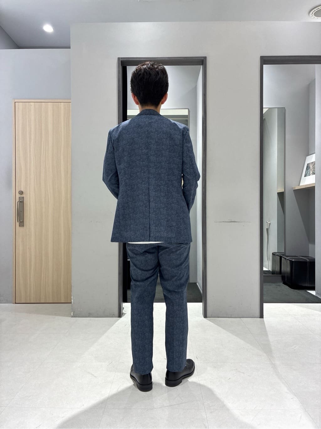 わいずみさんの「TAKEO KIKUCHI｜【抗菌防臭】COOL DOTS（R）ドビープリント ジャケット」を使ったコーディネート