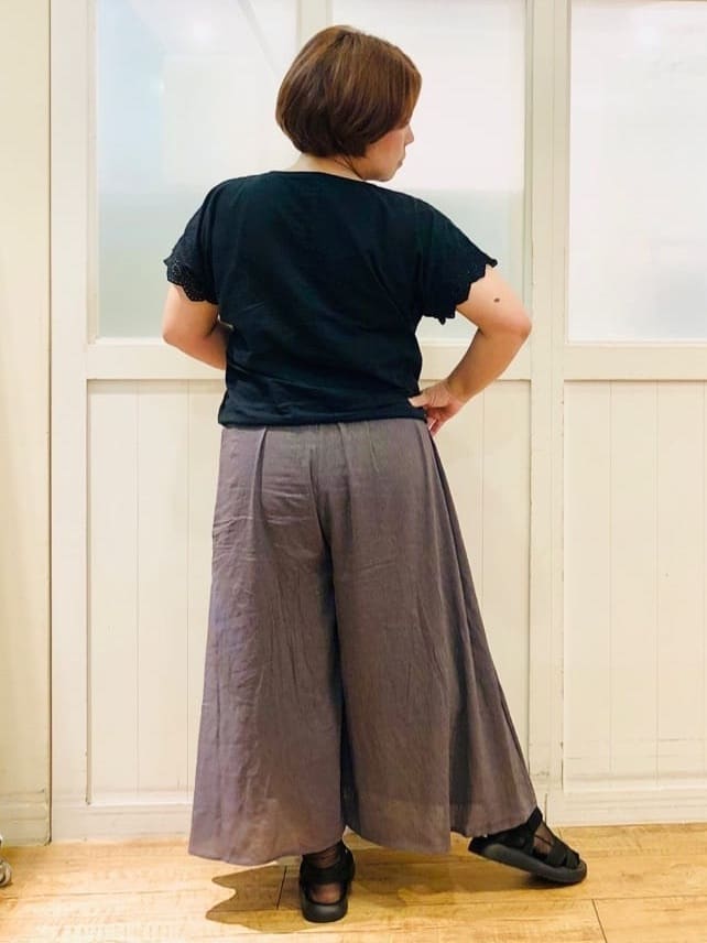 YYYさんの「SHOO･LA･RUE｜スカラップ刺繍レースが目を惹く ドルマントップス」を使ったコーディネート