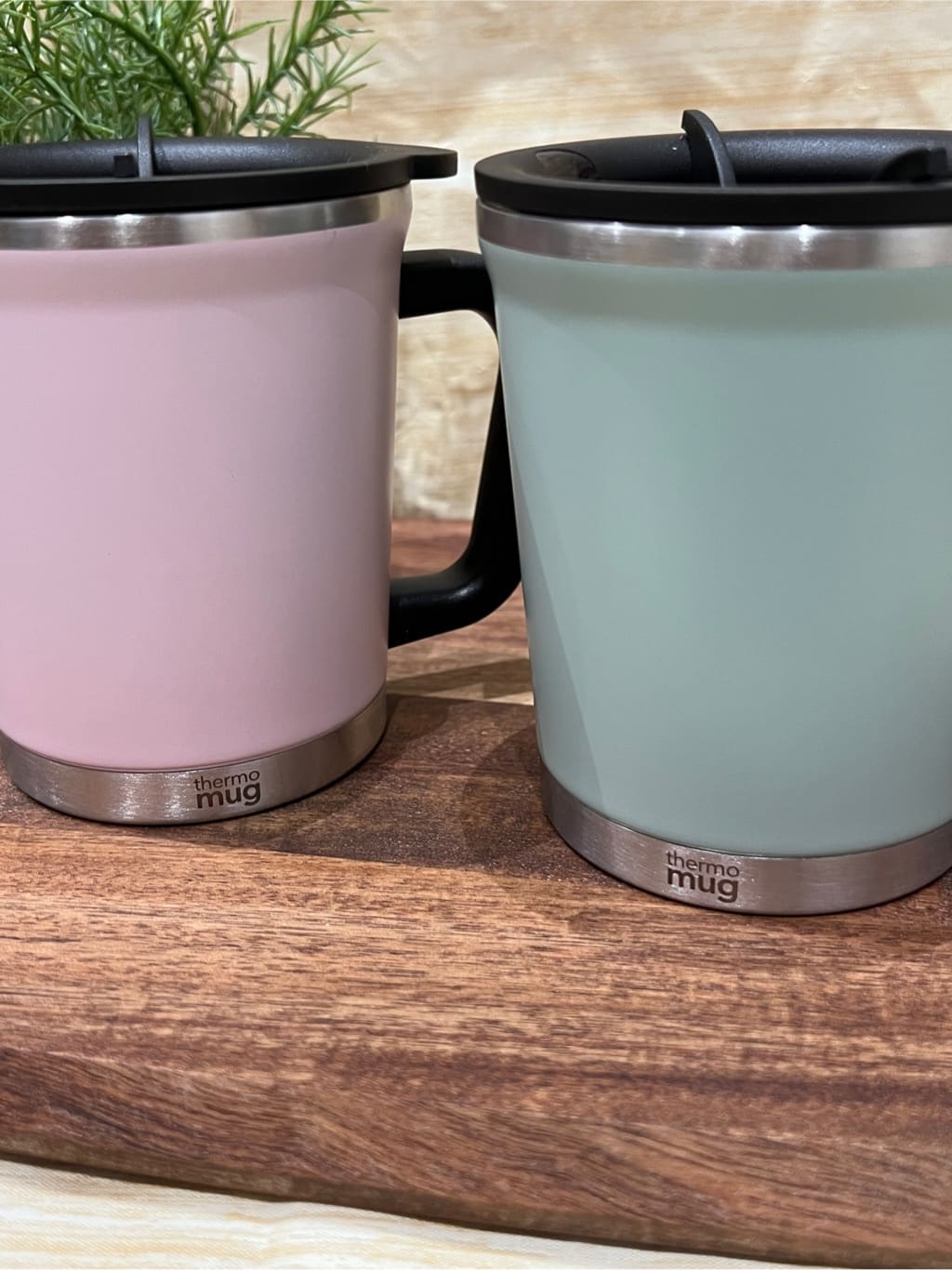 nagiさんの「212 KITCHEN STORE｜ダブルマグ SAKURA PINK＜THERMO MUG  サーモマグ＞」を使ったコーディネート