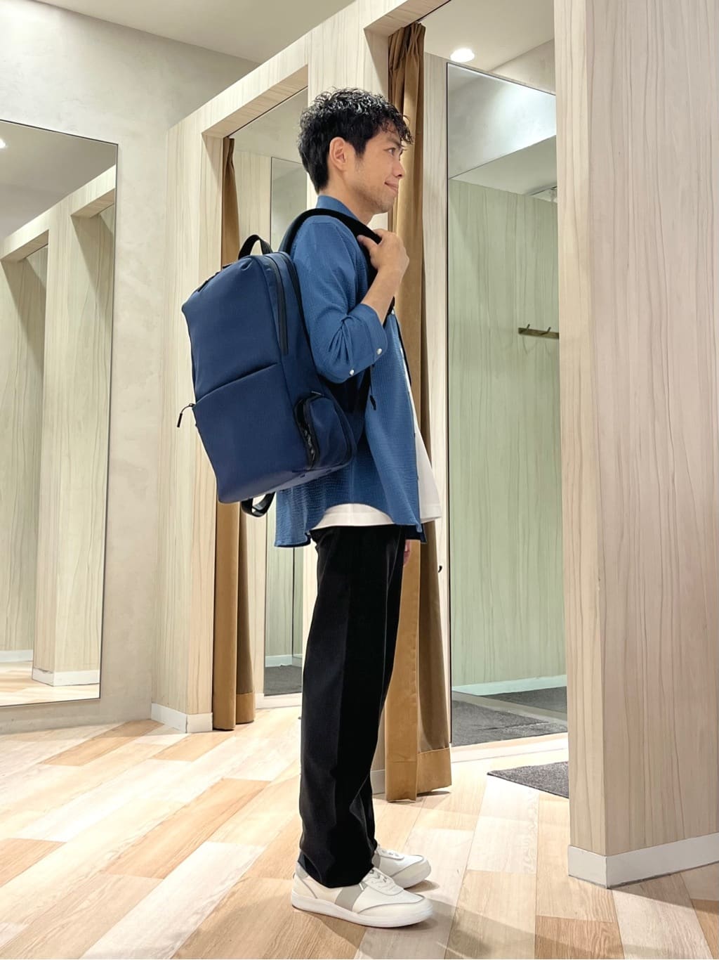 URAさんの「TAKEO KIKUCHI｜【Made in JAPAN】播州織 ストレッチ パンツ」を使ったコーディネート