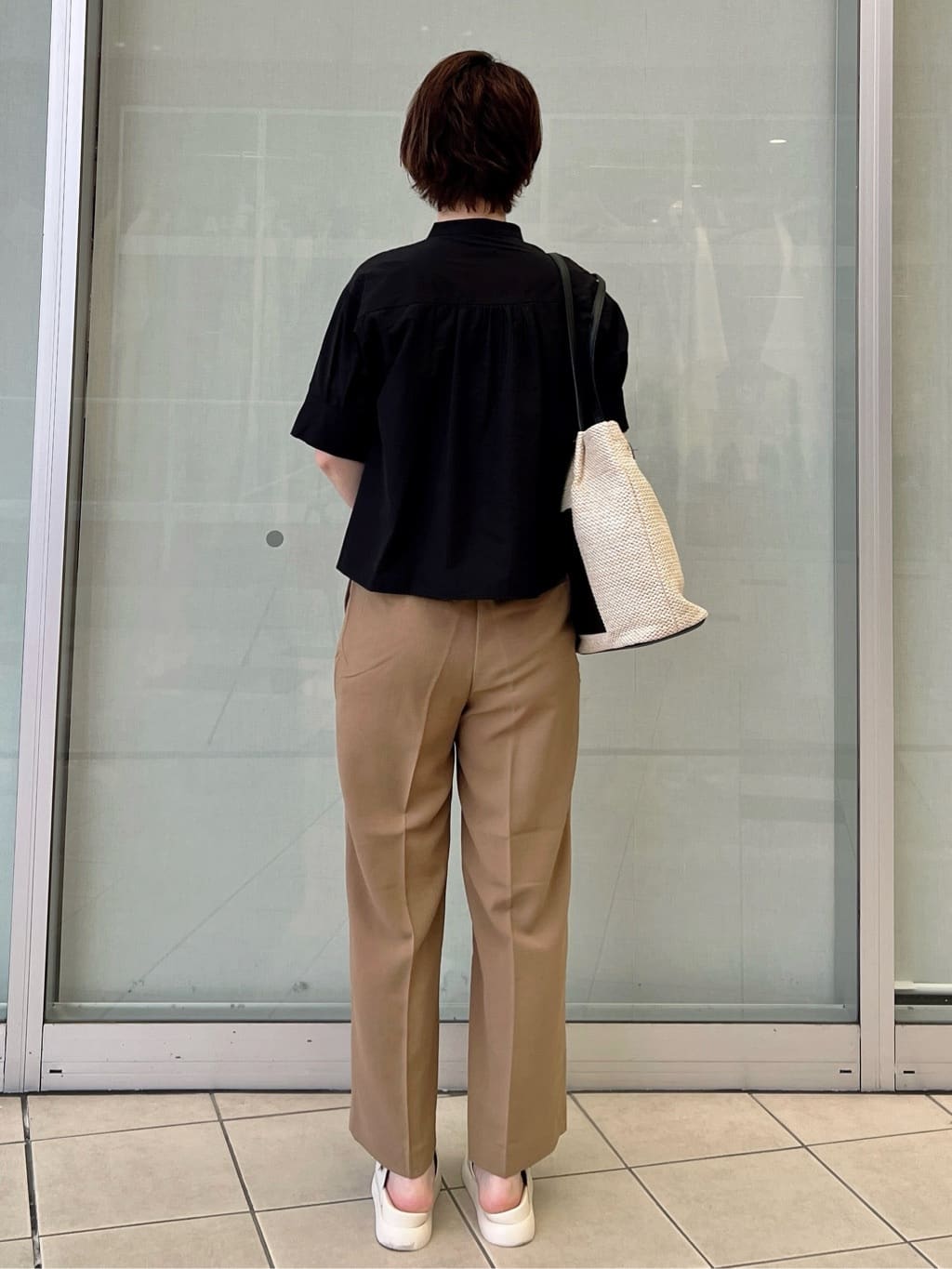 yo-koさんの「OPAQUE.CLIP｜ピンタックフレアシャツ【洗濯機洗い可】」を使ったコーディネート