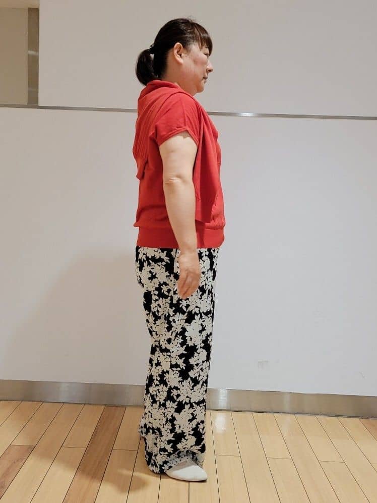 TAKAさんの「UNTITLED｜【ウエストゴム/ワイド/柄】モノトーンフラワーパンツ」を使ったコーディネート