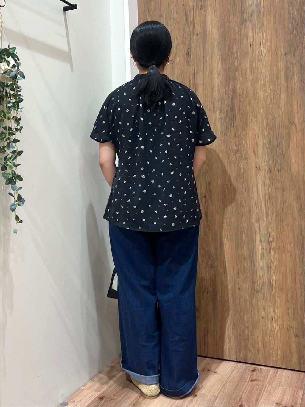 Reinaさんの「grove｜【人間工学】つつまれフィットバレエシューズ （抗菌防臭加工裏地使用）」を使ったコーディネート
