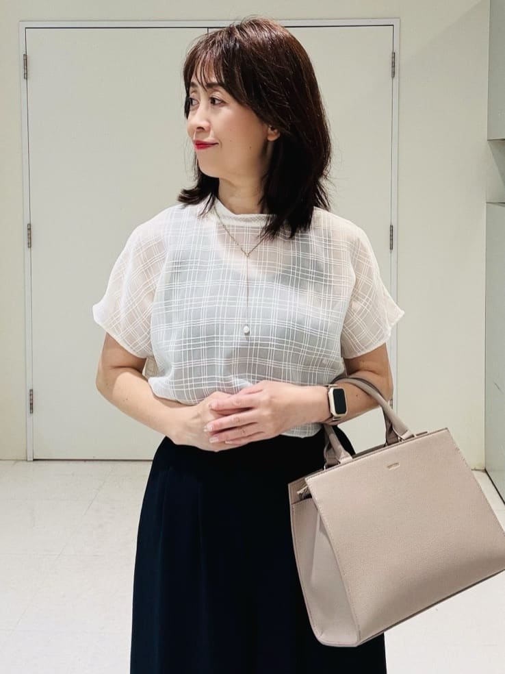 makiさんの「UNTITLED｜【シアー】チェックスタンドネックブラウス」を使ったコーディネート