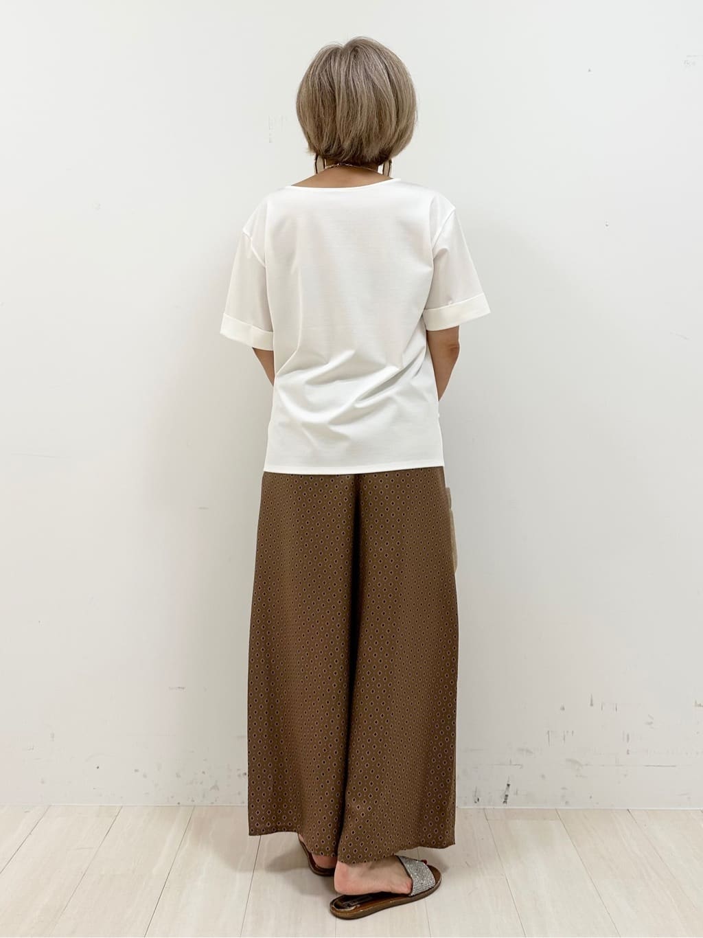Sunさんの「COUP DE CHANCE｜【手洗い可／日本製】小紋柄ワイドパンツ」を使ったコーディネート