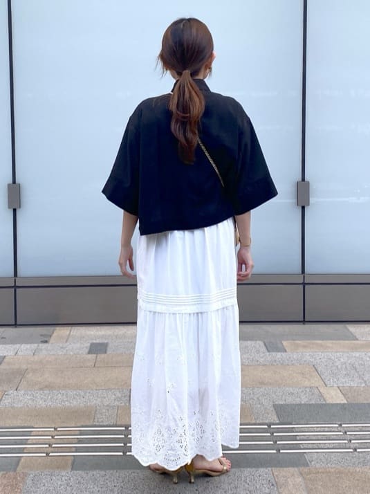 kanaさんの「UNTITLED｜【前開き/洗える】ショート丈シアーシャツ」を使ったコーディネート