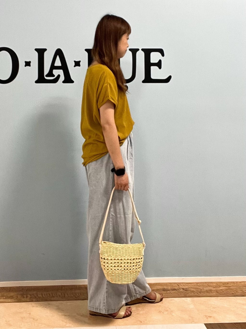Naaatsuさんの「SHOO･LA･RUE｜【S-LL】ブラウス見えする 軽やかな着心地の しぼしぼトップス」を使ったコーディネート