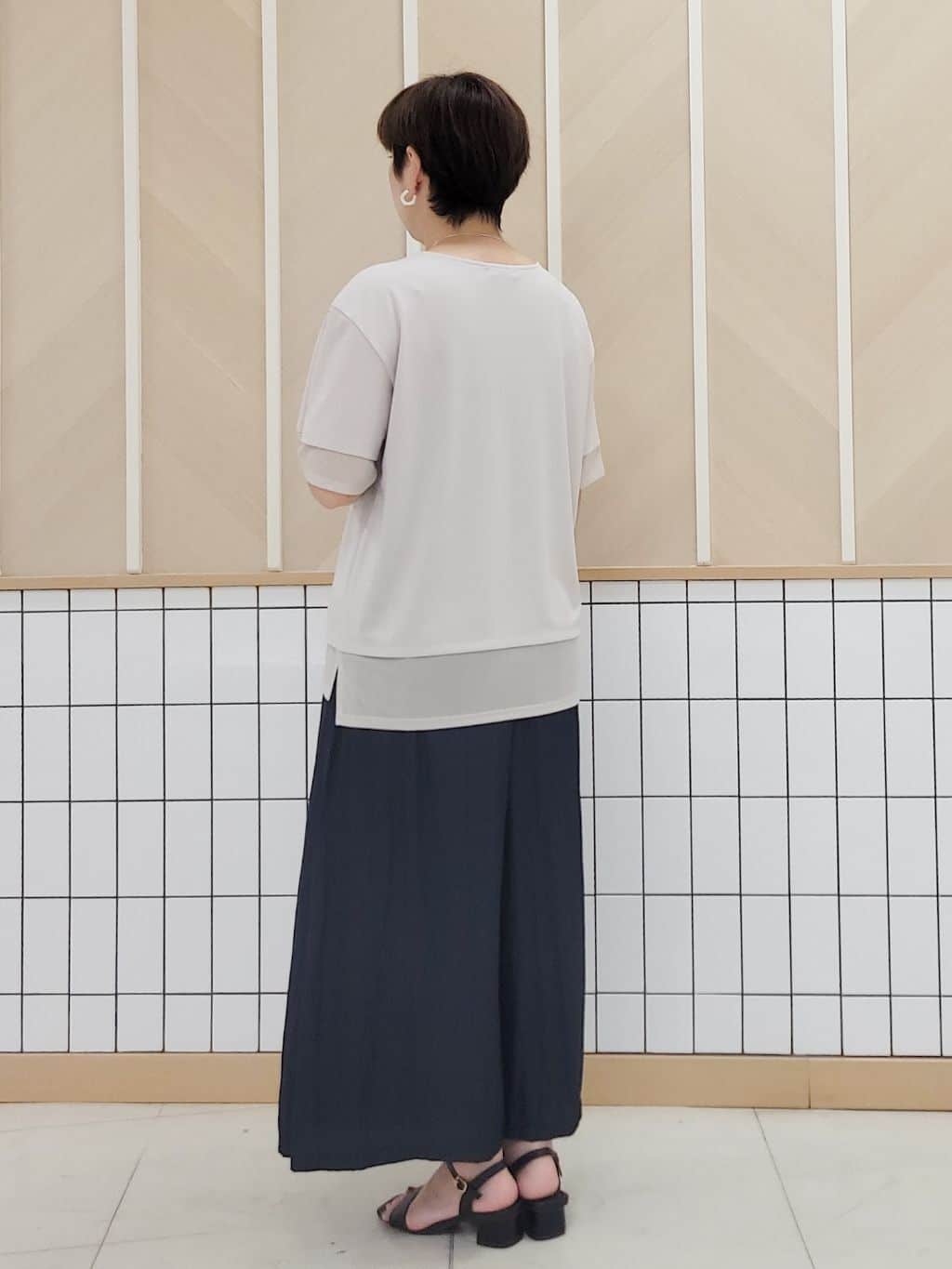 tomoさんの「COUP DE CHANCE｜【手洗い可】リラクシージャージトップス」を使ったコーディネート