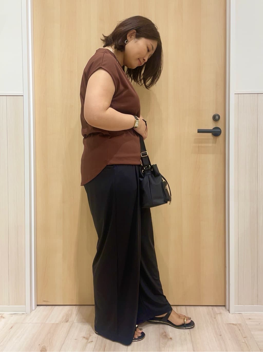 すーさんの「SHOO･LA･RUE｜【S-LL/汗ジミ軽減/ひんやり/UV】インせず着られる フレンチスリーブTシャツ」を使ったコーディネート