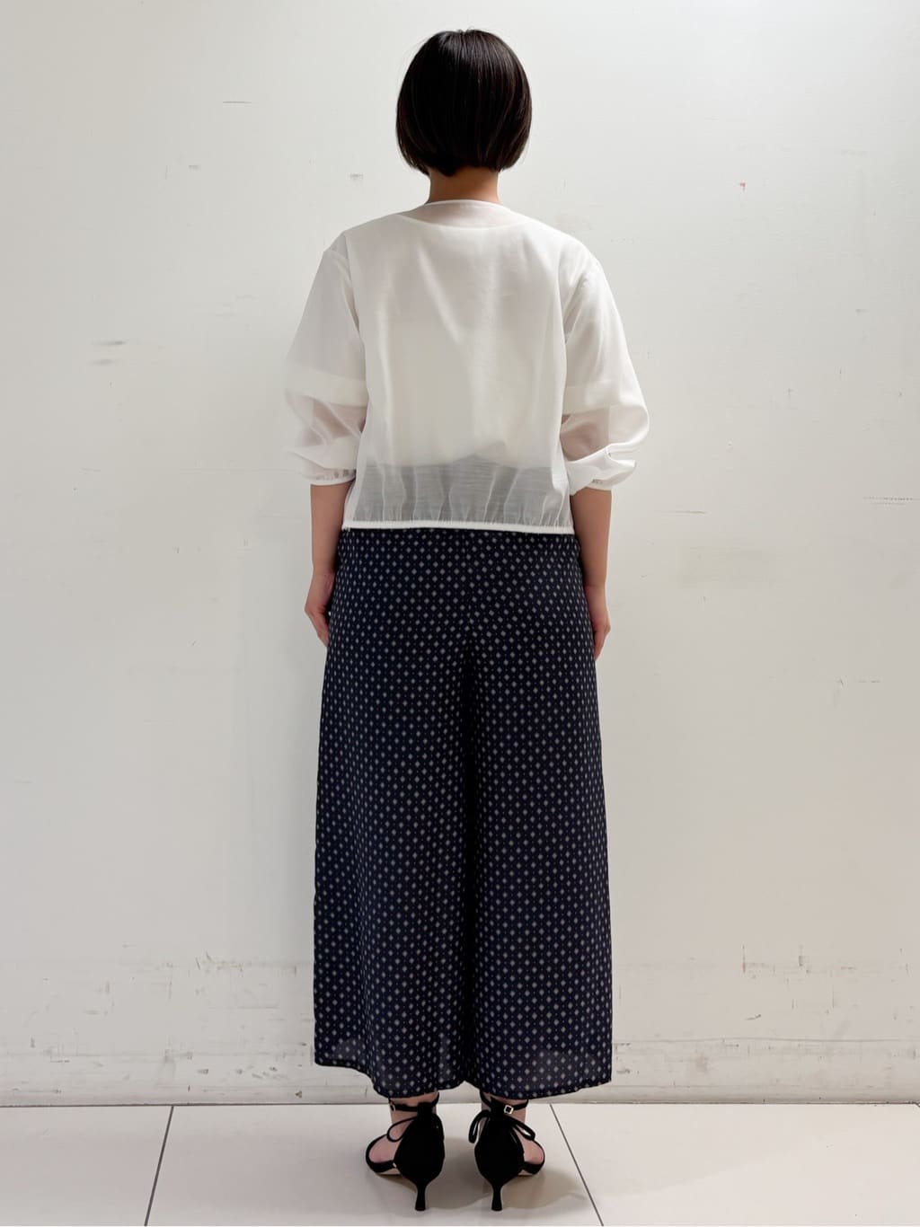 yasukoさんの「COUP DE CHANCE｜【手洗い可／日本製】小紋柄ワイドパンツ」を使ったコーディネート