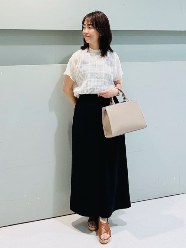 makiさんの「UNTITLED｜【シアー】チェックスタンドネックブラウス」を使ったコーディネート