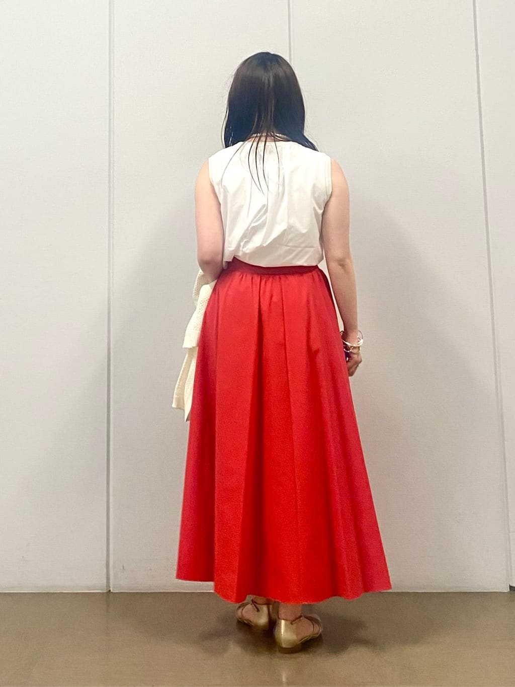 misakiさんの「INDIVI｜パール調コインショートネックレス」を使ったコーディネート