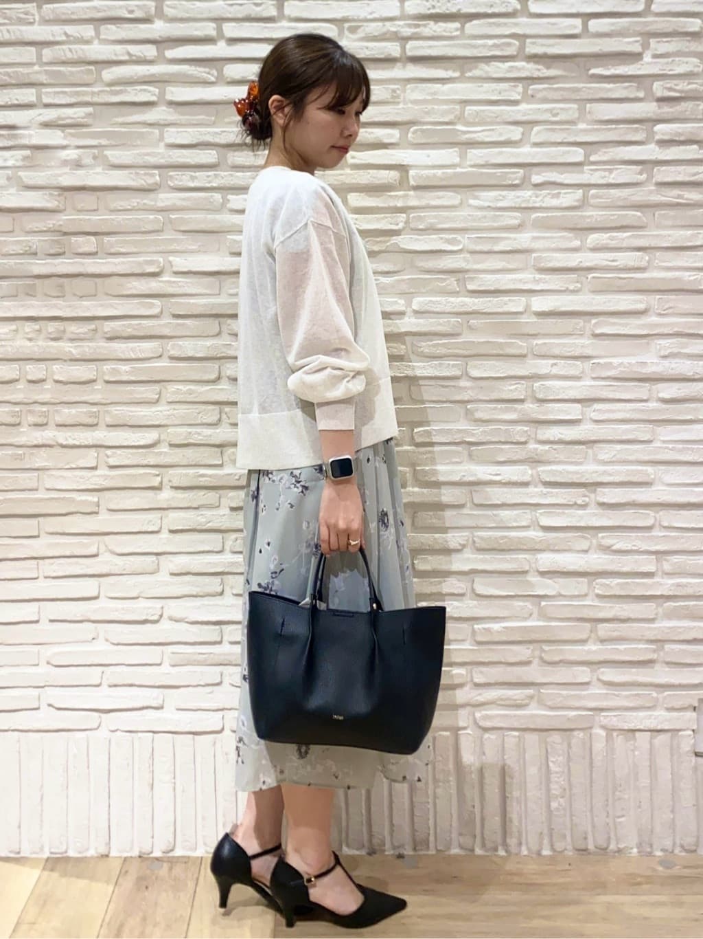 KARENさんの「index｜《5色展開》コンパクトショートカーディガン【洗濯機洗い可】」を使ったコーディネート