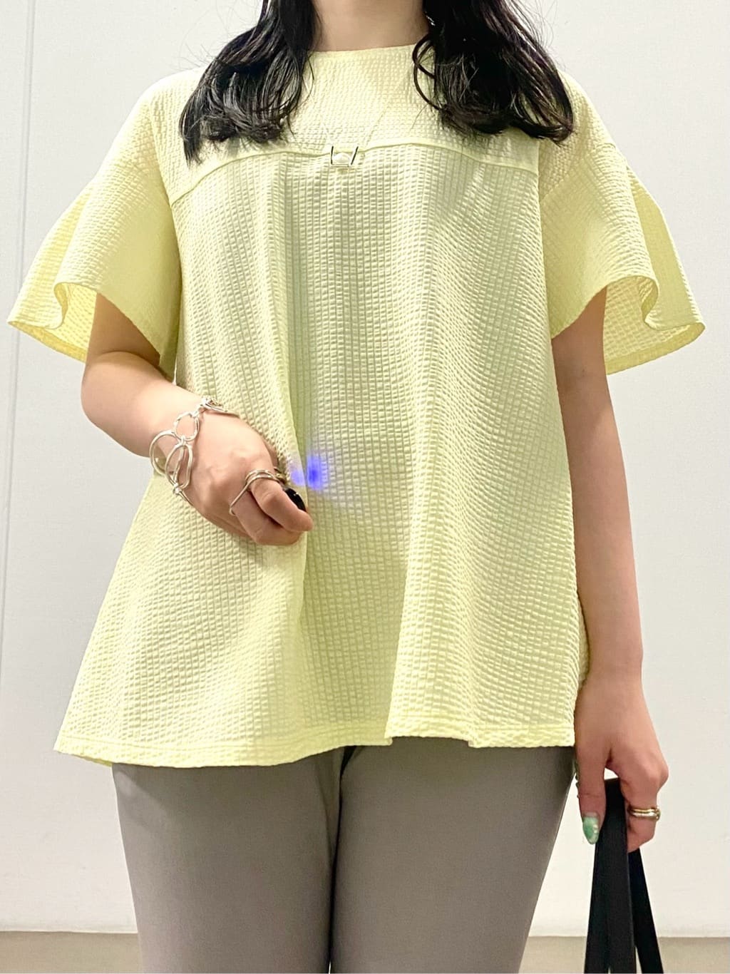 misakiさんの「INDIVI｜スクエアトップロングネックレス」を使ったコーディネート