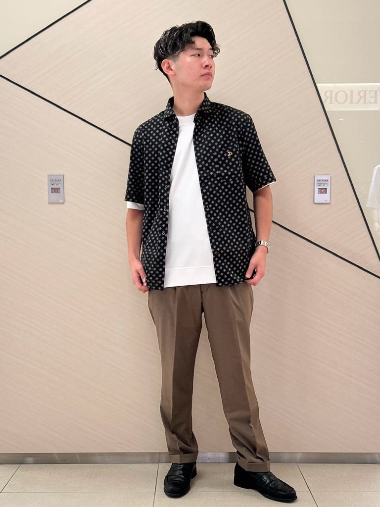 千葉亮太さんの「DRESSTERIOR｜【撥水加工/Safari5月号掲載】ローファー」を使ったコーディネート