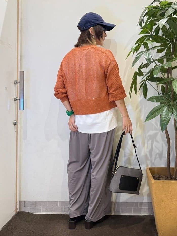 misakiさんの「SHOO･LA･RUE｜キラッと光るラメとスパンコールが印象的 メッシュカーディガン」を使ったコーディネート