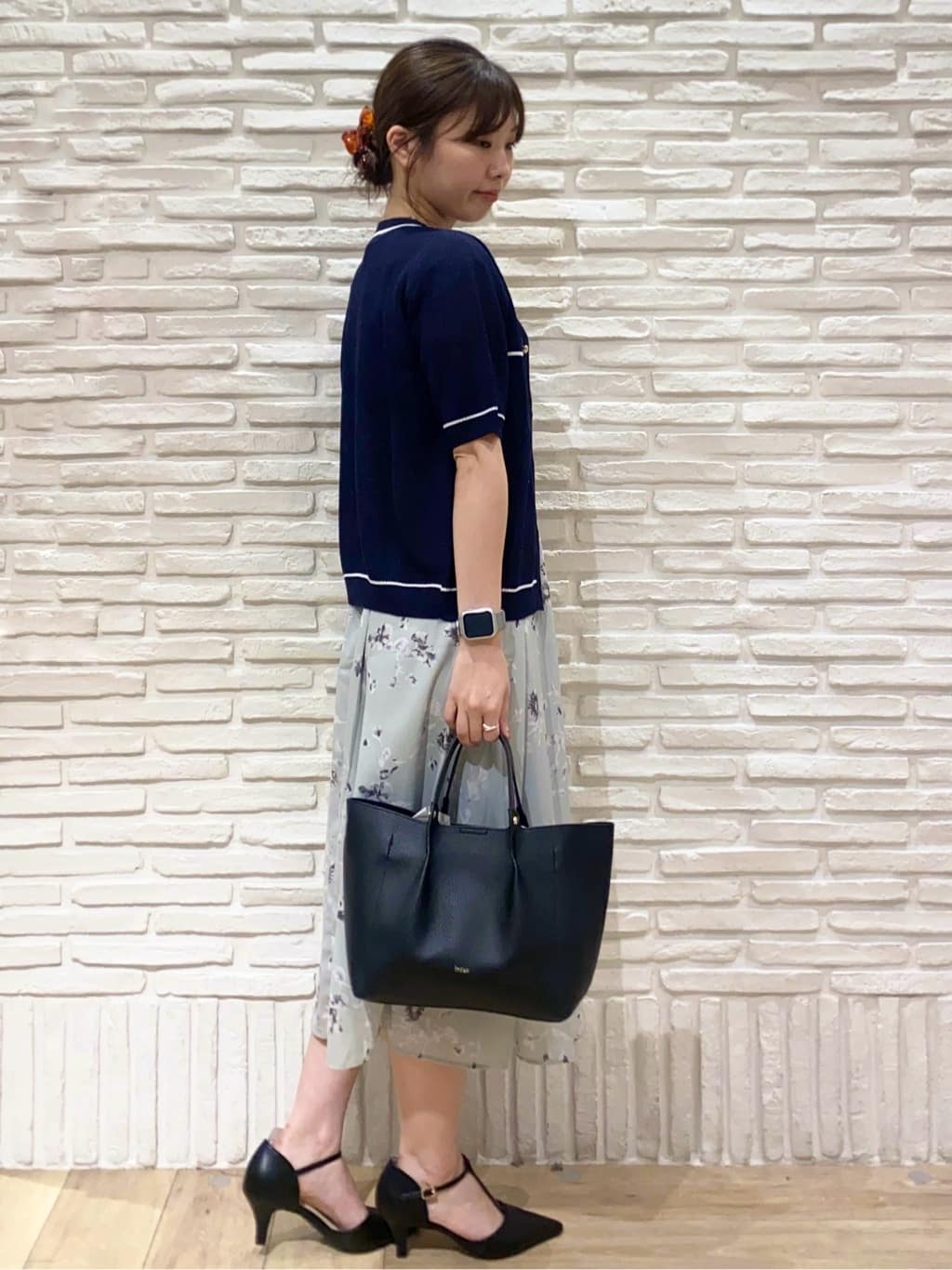 KARENさんの「index｜バイカラー半袖カーディガン【洗える／抗ピル】」を使ったコーディネート