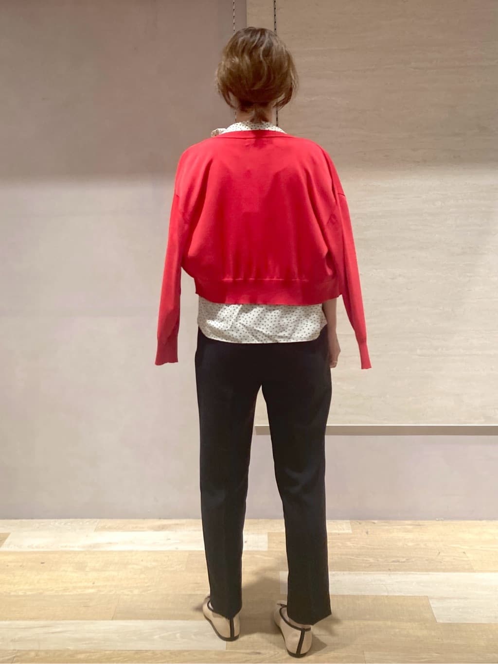 たけねぇさんの「OPAQUE.CLIP｜ラッピングボウタイドットブラウス【洗濯機洗い可】」を使ったコーディネート