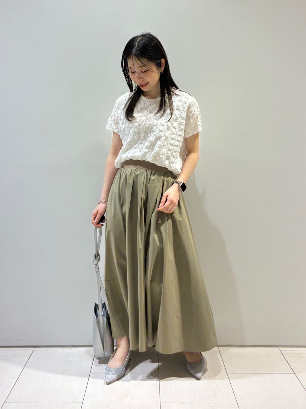 KAOさんの「INDIVI｜バイカラーショートネックレス」を使ったコーディネート