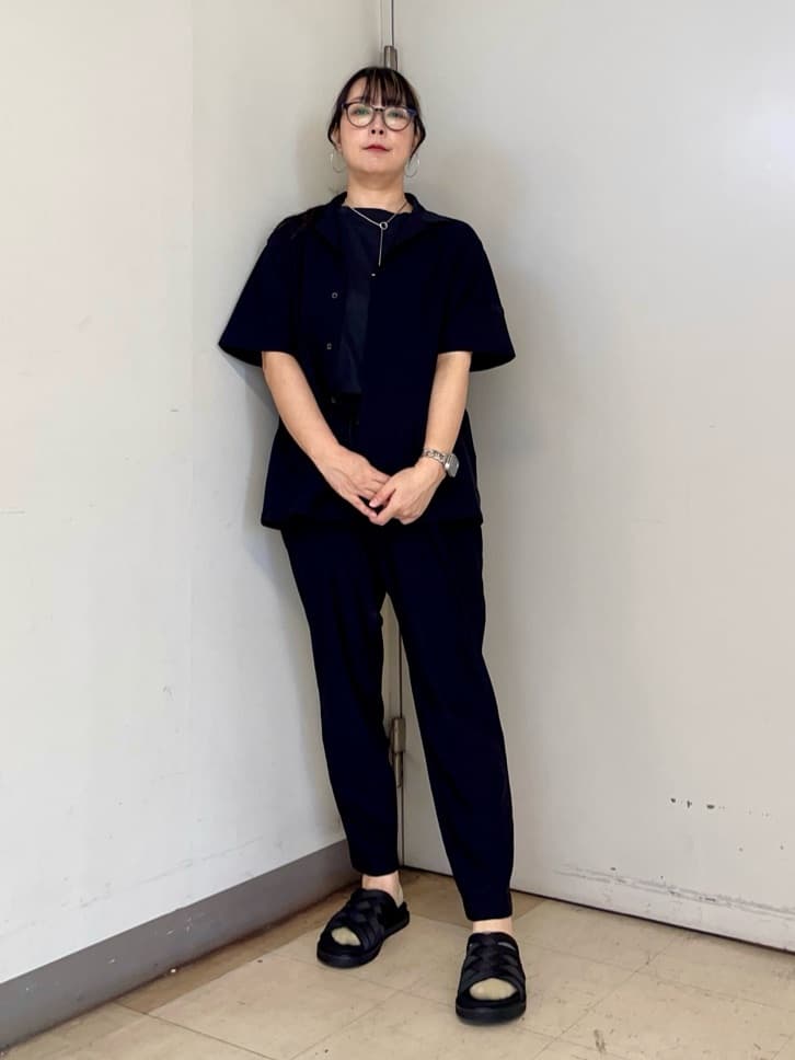 iwさんの「TAKEO KIKUCHI｜【COOL CITY WEAR】エアートール オープンカラーシャツ /接触冷感・通気性」を使ったコーディネート