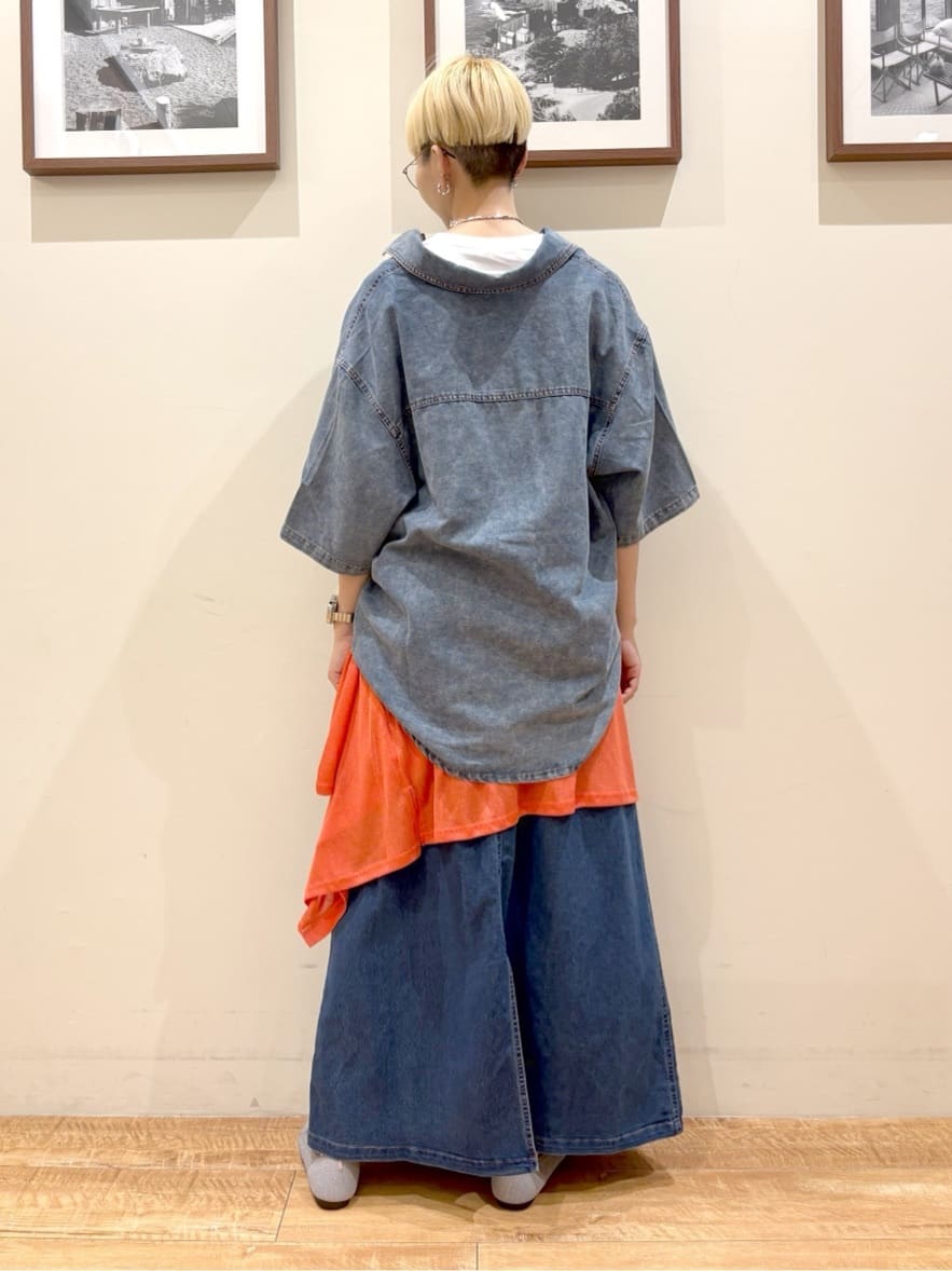 Ayumiさんの「SHOO･LA･RUE｜【S-LL/ひんやり/UV】手の甲まで隠れる トッパーカーディガン」を使ったコーディネート