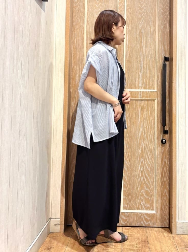 meiさんの「SHOO･LA･RUE｜【S-LL】さらシャリコットン 上品なシアー感のデザインシャツ」を使ったコーディネート