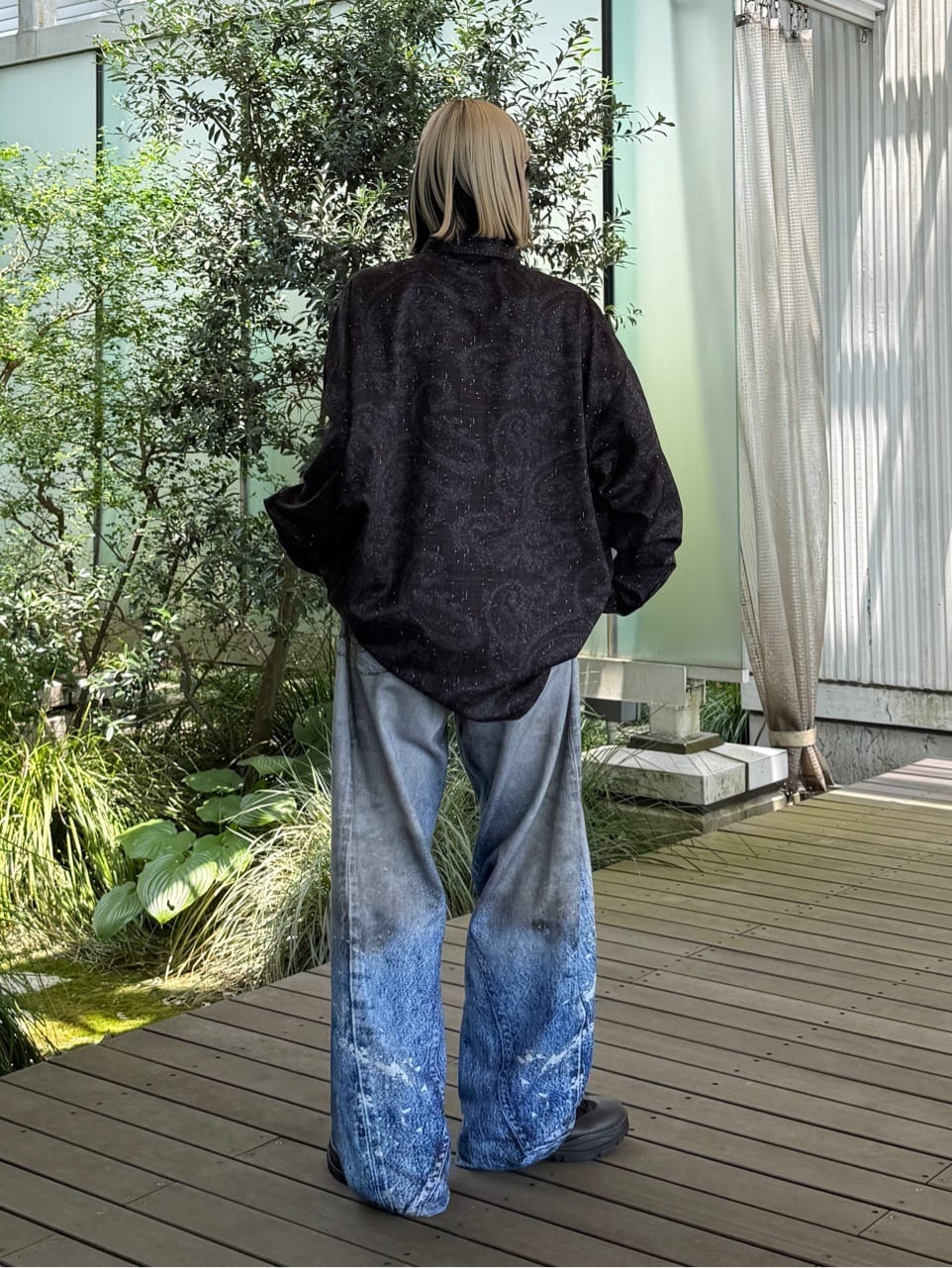 川本葵さんの「tk.TAKEO KIKUCHI｜【ネクタイ付】チェックオンペイズリージャカードシャツ」を使ったコーディネート