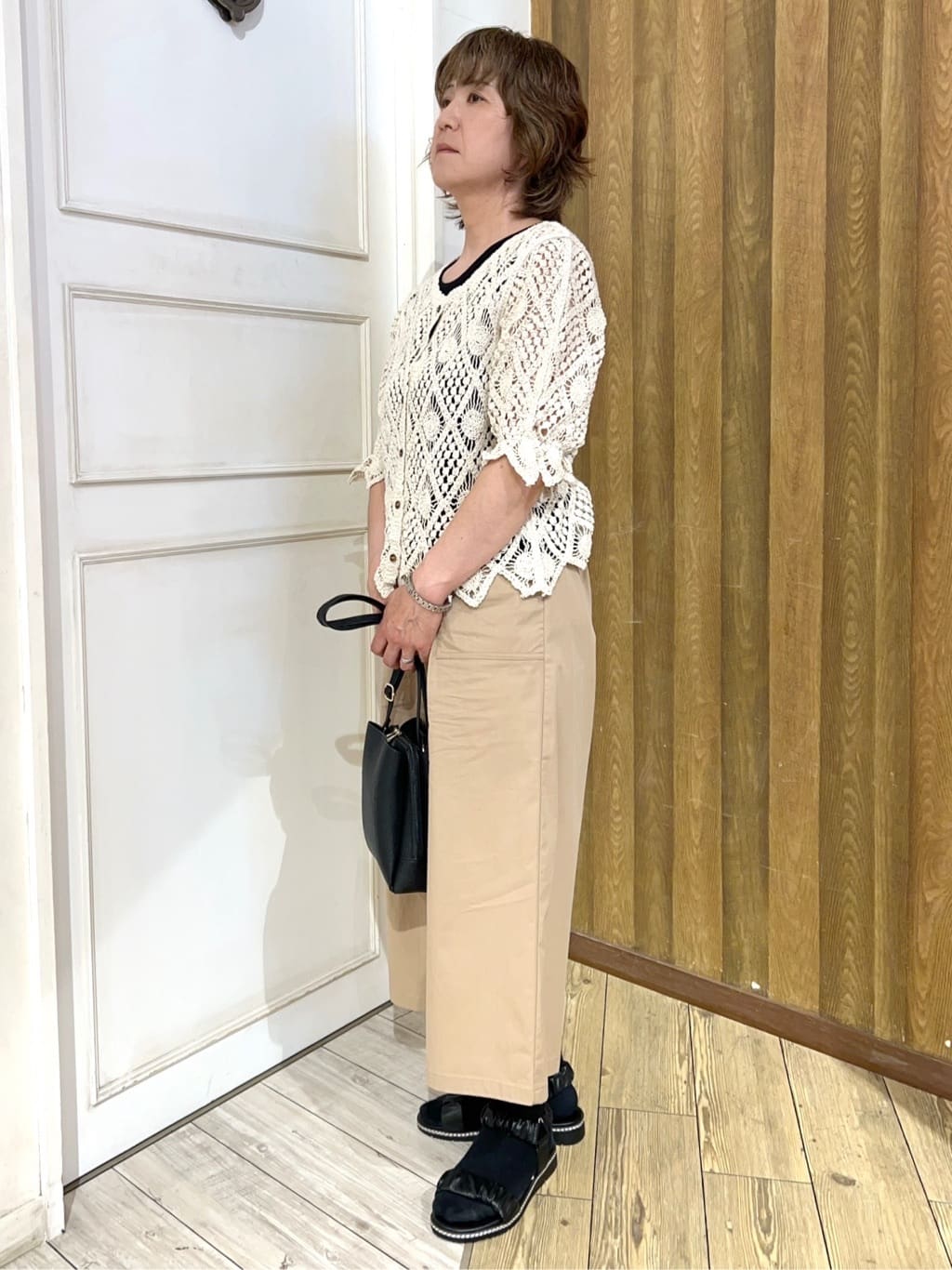 yuriyuriさんの「SHOO･LA･RUE｜【2WAY】大人のほんのり甘いスタイルに クロシェレースカーディガン」を使ったコーディネート