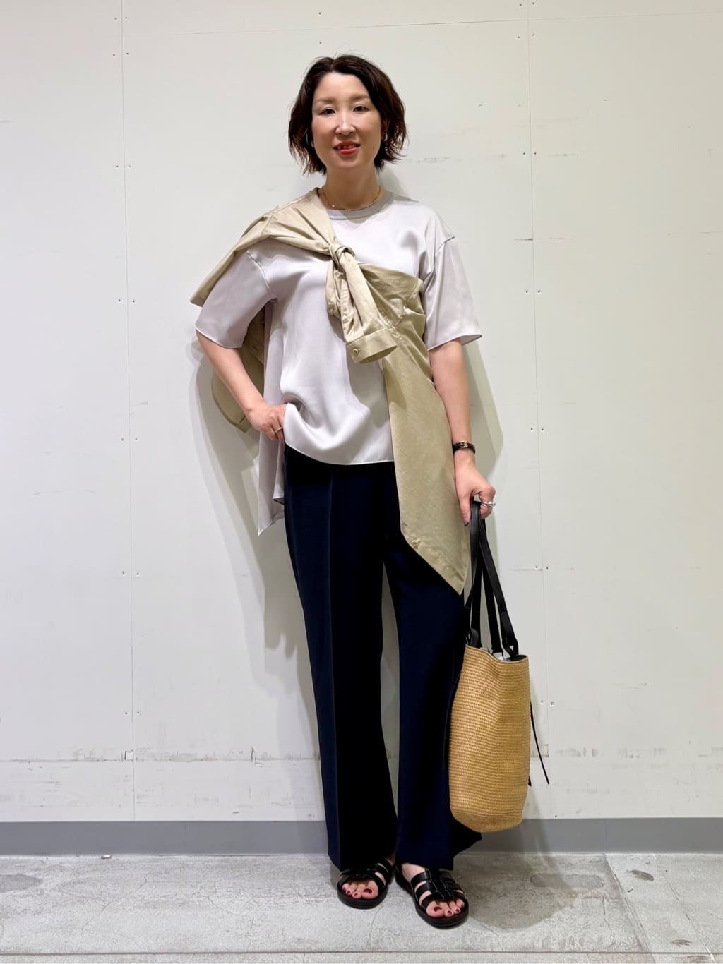 yuriさんの「INDIVI｜【着る日傘／遮熱／UVケア】ワイドパンツ」を使ったコーディネート
