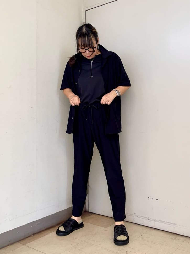 iwさんの「TAKEO KIKUCHI｜【COOL CITY WEAR】エアートール オープンカラーシャツ /接触冷感・通気性」を使ったコーディネート